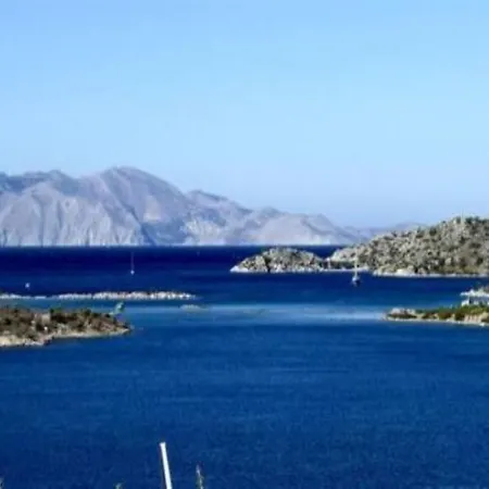 Karia Bel - للبالغين فقط فندق 4*